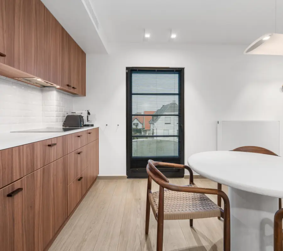 Picture128 639052888148301938