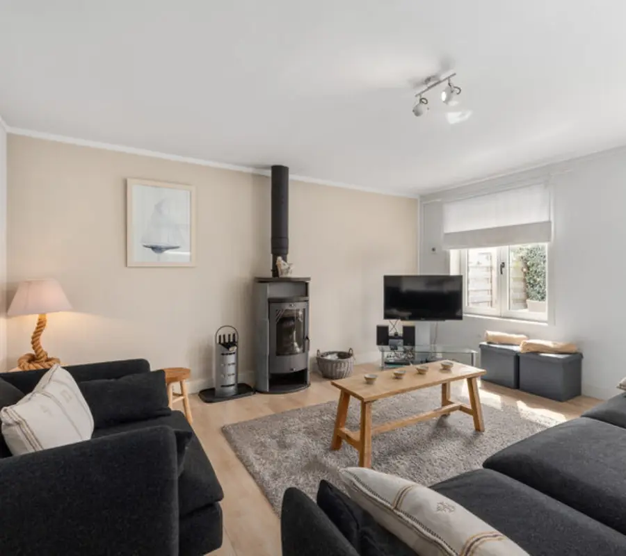 Picture128 639127260458587925